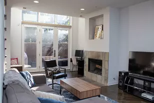 1022 N Marshfield Ave, Chicago, IL 60622 - Photo 13