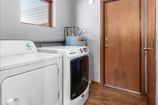 125 W Carol Ave, Cortland, IL 60112 - Photo 23