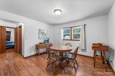 125 W Carol Avenue, Cortland, IL 60112 - Photo 7