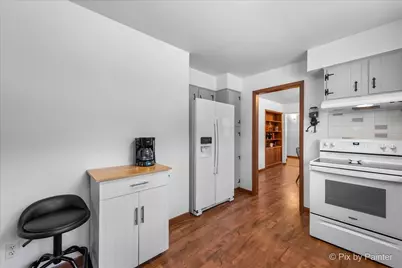 125 W Carol Avenue, Cortland, IL 60112 - Photo 11