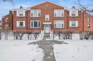 8949 S Blackstone Ave, Chicago, IL 60619 - Photo 1