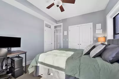 1608 W Byron Street #2E, Chicago, IL 60613 - Photo 13