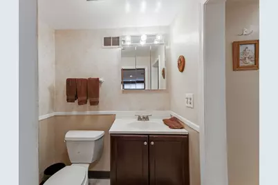 9010 Pottawattami Drive, Skokie, IL 60076 - Photo 25