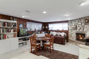 9010 Pottawattami Dr, Skokie, IL 60076 - Photo 21