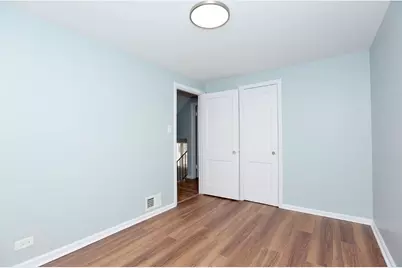 9629 S Luella Avenue, Chicago, IL 60617 - Photo 25