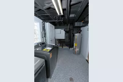 9629 S Luella Avenue, Chicago, IL 60617 - Photo 43