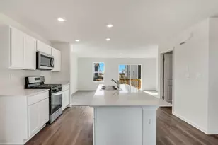 2660 Arrowhead Dr, Pingree Grove, IL 60140 - Photo 7