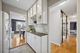 6157 N Sheridan Rd, Chicago, IL 60660 - Photo 3