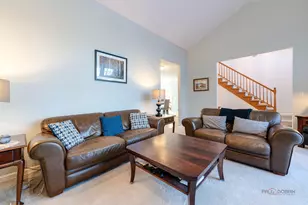 22 Ashford Ct, Lincolnshire, IL 60069 - Photo 7