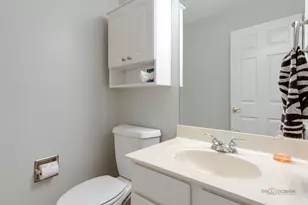 22 Ashford Ct, Lincolnshire, IL 60069 - Photo 25