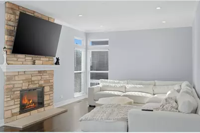 1951 Broadsmore Drive, Algonquin, IL 60102 - Photo 17