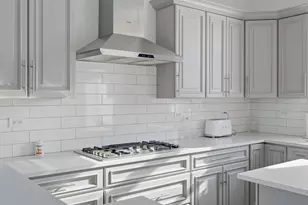 1951 Broadsmore Dr, Algonquin, IL 60102 - Photo 13