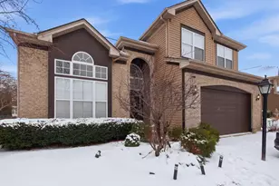 1951 Broadsmore Dr, Algonquin, IL 60102 - Photo 1