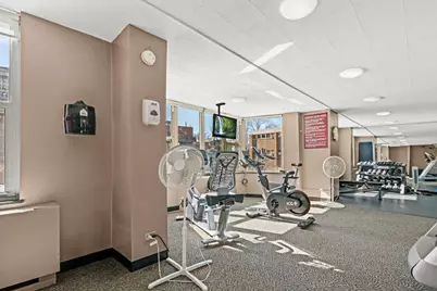 525 W Hawthorne Place #1001, Chicago, IL 60657 - Photo 19