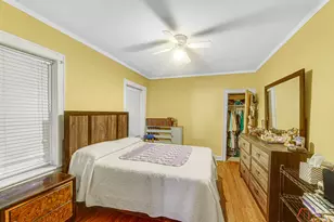 1758 E 72nd St, Chicago, IL 60649 - Photo 15