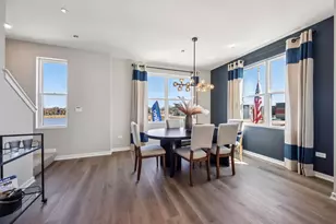 1175 Lakepointe Dr, Schaumburg, IL 60173 - Photo 7