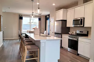 1175 Lakepointe Dr, Schaumburg, IL 60173 - Photo 3