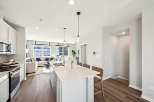 1175 Lakepointe Dr, Schaumburg, IL 60173 - Photo 11