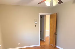 11706 S Artesian Ave, Chicago, IL 60655 - Photo 9