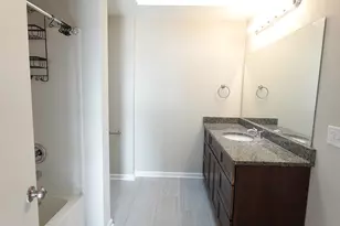 2140 Maxine Ln, Rockford, IL 61102 - Photo 13