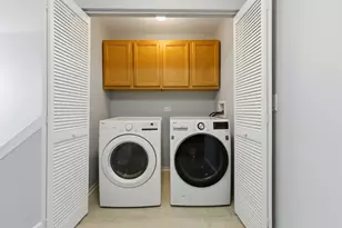 218 Goldenrod Dr, Elgin, IL 60124 - Photo 29