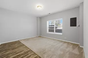 218 Goldenrod Dr, Elgin, IL 60124 - Photo 21