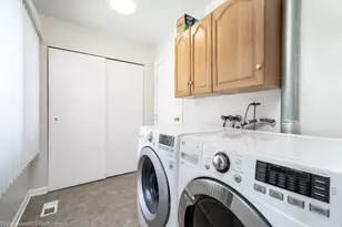 5615 Star Dr, Hanover Park, IL 60133 - Photo 15