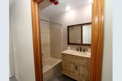 17 W Crystal Lake Avenue #17, Crystal Lake, IL 60014 - Photo 5