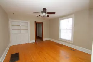 17 W Crystal Lake Ave, Crystal Lake, IL 60014 - Photo 9