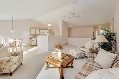 5420 Avalon Lane, Lake in the Hills, IL 60156 - Photo 7