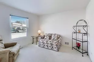 5420 Avalon Ln, Lake in the Hills, IL 60156 - Photo 3