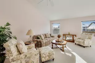 5420 Avalon Ln, Lake in the Hills, IL 60156 - Photo 5