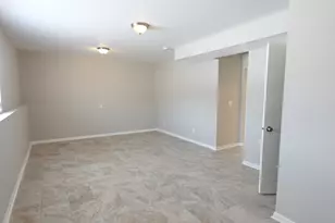 2140 Maxine Ln, Rockford, IL 61102 - Photo 19