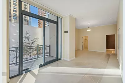 201 N Westshore Drive #107, Chicago, IL 60601 - Photo 15