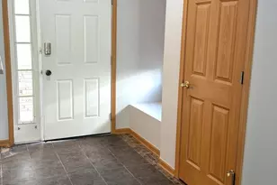 810 Woodewind Dr, Naperville, IL 60563 - Photo 3