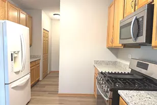 810 Woodewind Dr, Naperville, IL 60563 - Photo 7