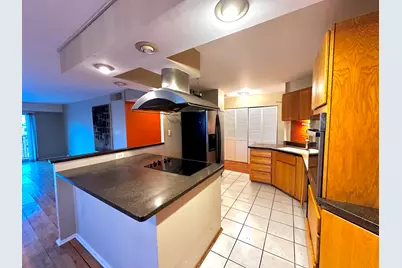 141 N La Grange Road #602, La Grange, IL 60525 - Photo 5