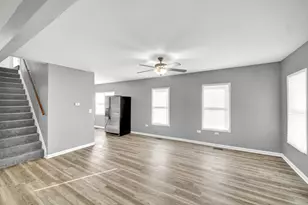 620 Clement St, Joliet, IL 60435 - Photo 5