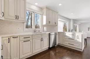 12316 S 82nd Ave, Palos Park, IL 60464 - Photo 5