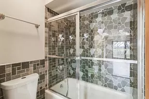23460 W N Lakewood Ln, Lake Zurich, IL 60047 - Photo 21