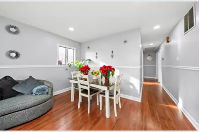 7852 Neenah Avenue, Burbank, IL 60459 - Photo 9