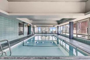 201 E Chestnut St, Chicago, IL 60611 - Photo 29