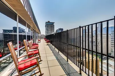 201 E Chestnut Street #19F, Chicago, IL 60611 - Photo 33