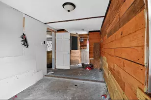 210 S High St, Havana, IL 62644 - Photo 11