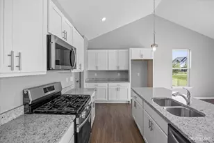 3428 Comstock Ave, Dekalb, IL 60115 - Photo 19