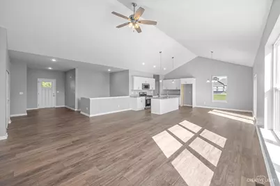 3428 Comstock Avenue, Dekalb, IL 60115 - Photo 15