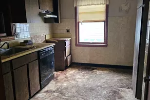 512 156th Pl, Calumet City, IL 60409 - Photo 7