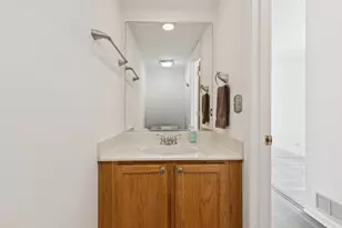 2509 N Pennwood Ct, Round Lake Beach, IL 60073 - Photo 15