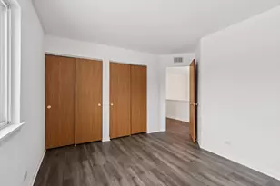 2509 N Pennwood Ct, Round Lake Beach, IL 60073 - Photo 23