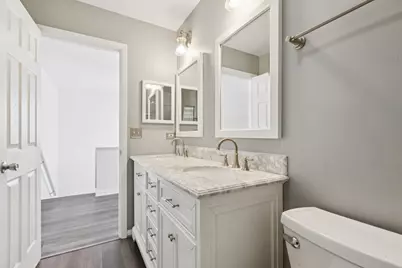 2509 N Pennwood Court, Round Lake Beach, IL 60073 - Photo 25